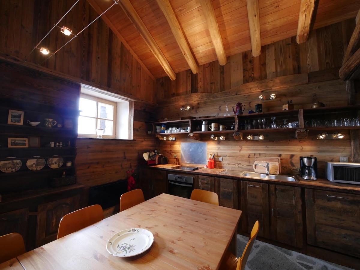 Chalet 1692 Bonneval-sur-Arc Esterno foto